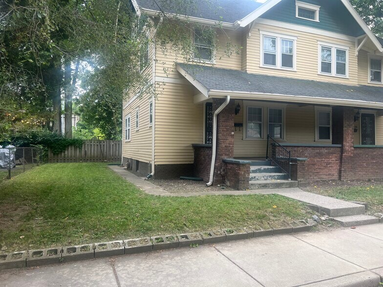 Building Photo - 721 E 36th St