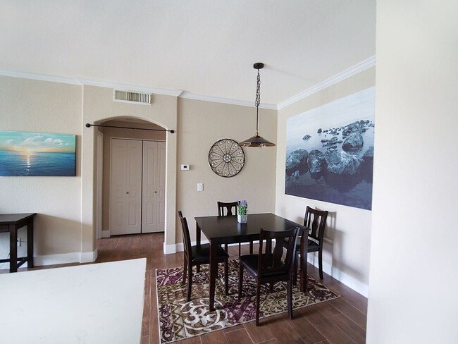 Building Photo - Fully Furnished 1 bedroom in Solana!