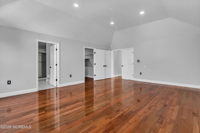 Building Photo - 4 Reuben Ct