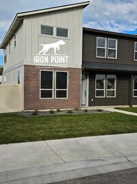 Building Photo - Brand New, Never-Lived-In 3-Bed, 2.5-Bath Townhome in Caldwell, ID – $1,000 Move-In Special!