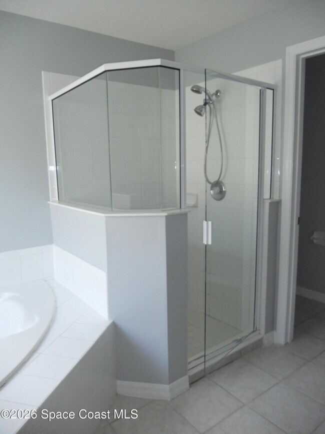 Building Photo - 2616 Kendrick Ct