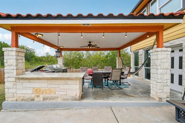 Building Photo - 18205 Great Falls Dr