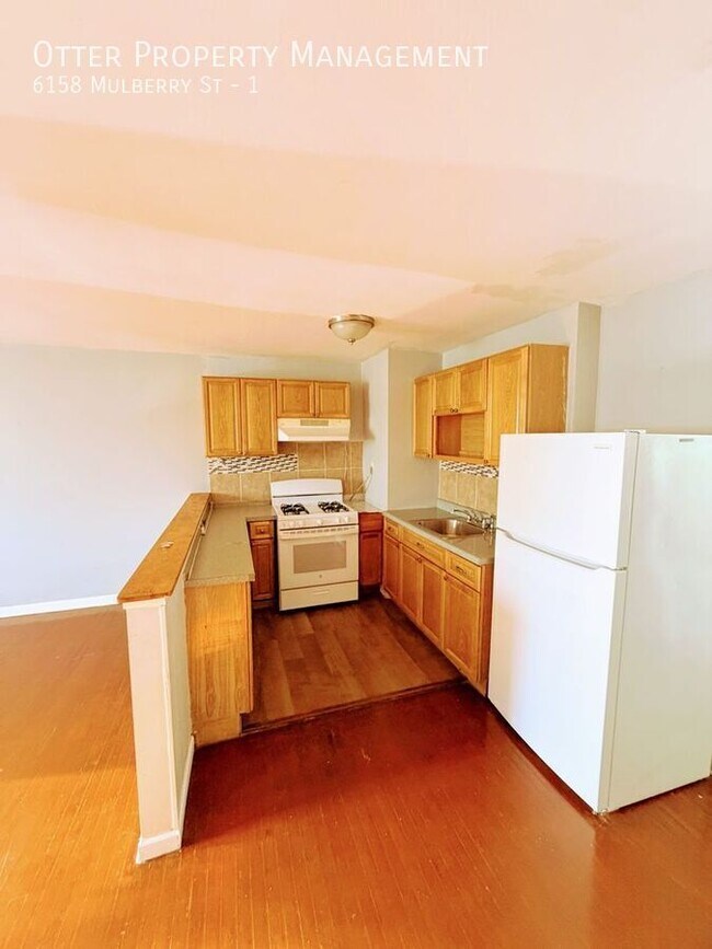 Building Photo - 6158 Mulberry St