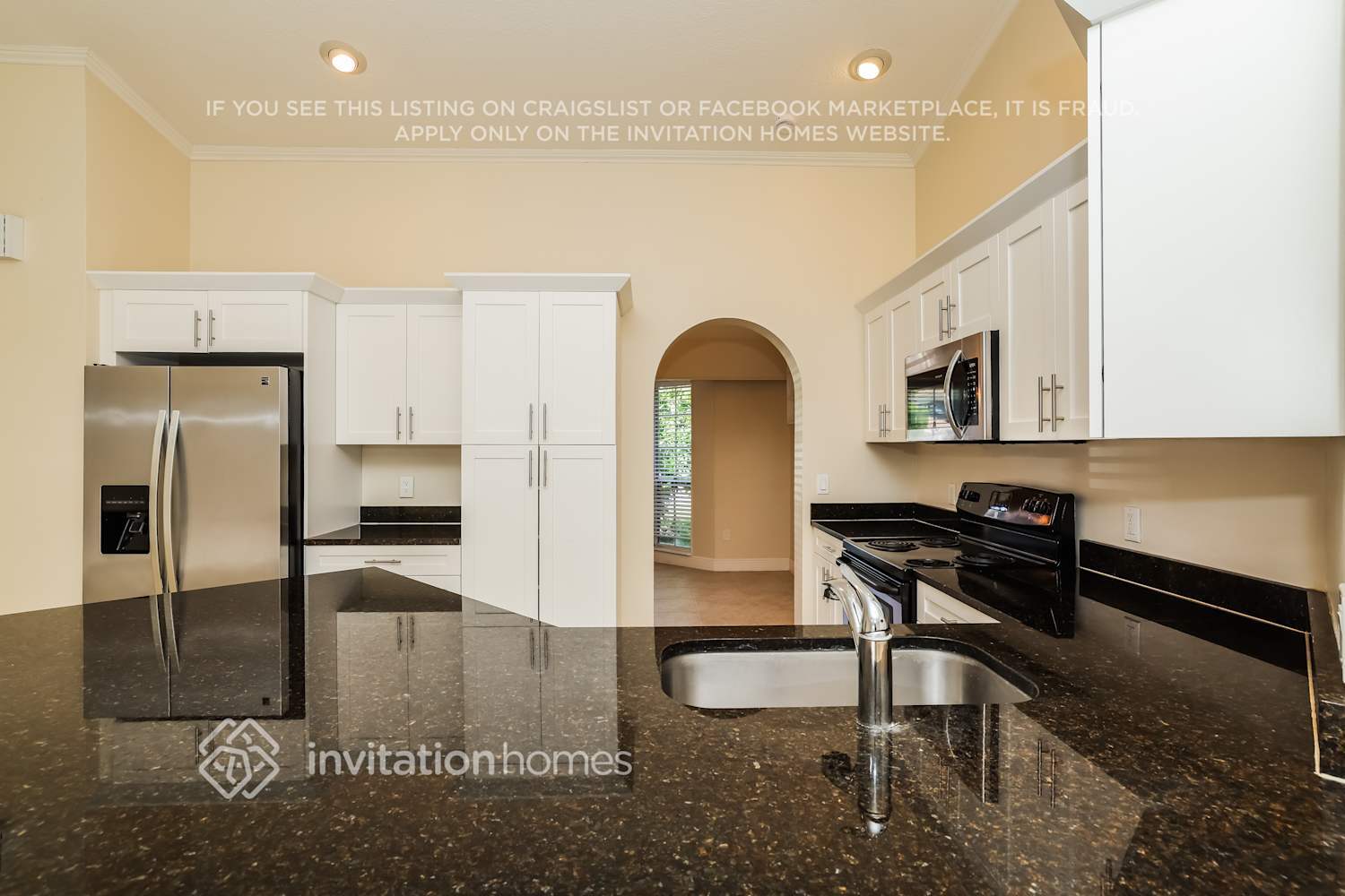 Building Photo - 12912 Buckland St