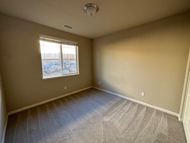 Building Photo - 3830 Pimlico St