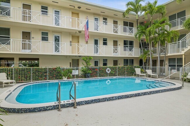 Building Photo - 255 Sunrise Dr