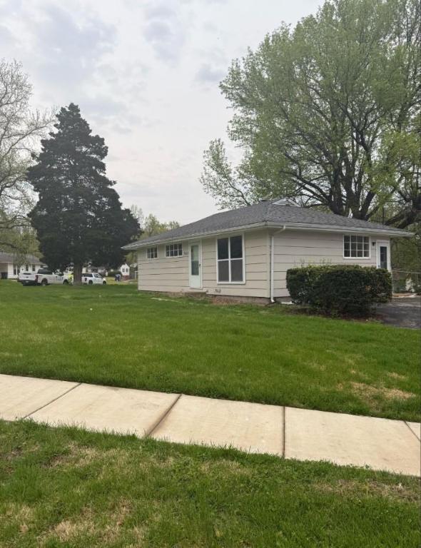Building Photo - 5619 Sanborn Dr