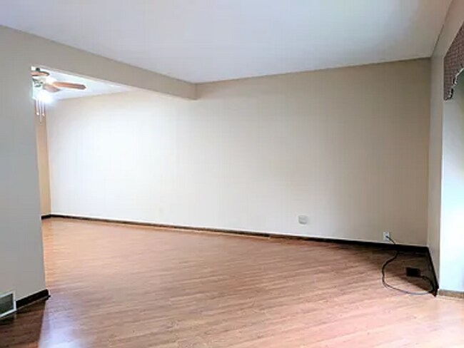 Building Photo - 15017 Arbor St