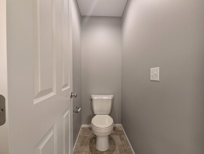 Building Photo - 4Bd/2.5Ba Lake Stevens House