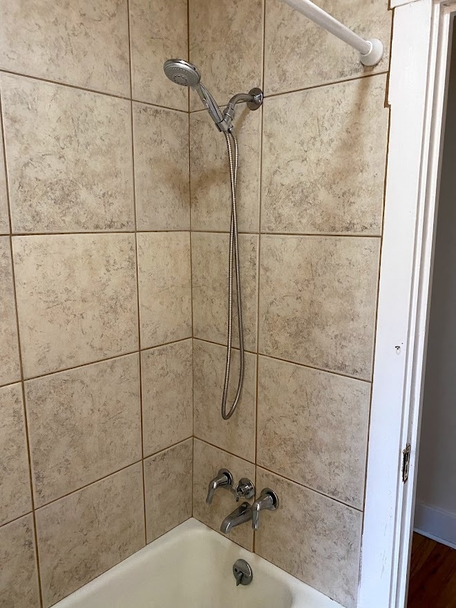 Building Photo - 6325 Glenview Pl