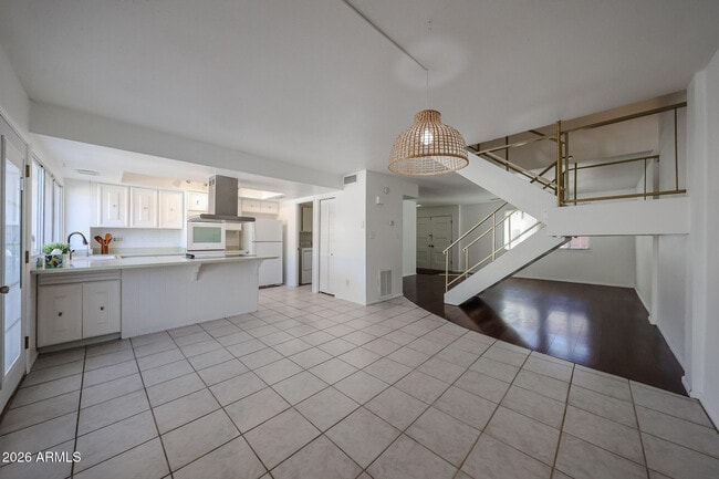 Building Photo - 4028 N Granite Reef Rd