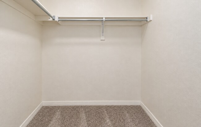 Building Photo - 5703 S Addison Ct