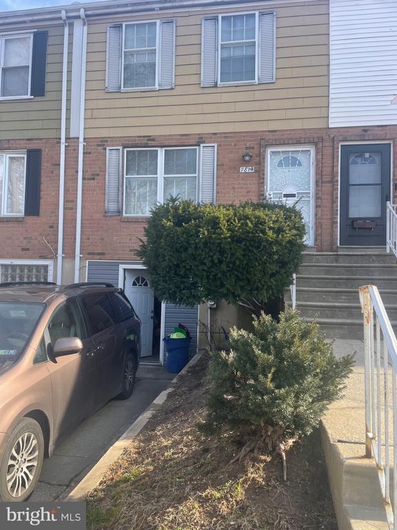 Building Photo - 7814 Saturn Pl