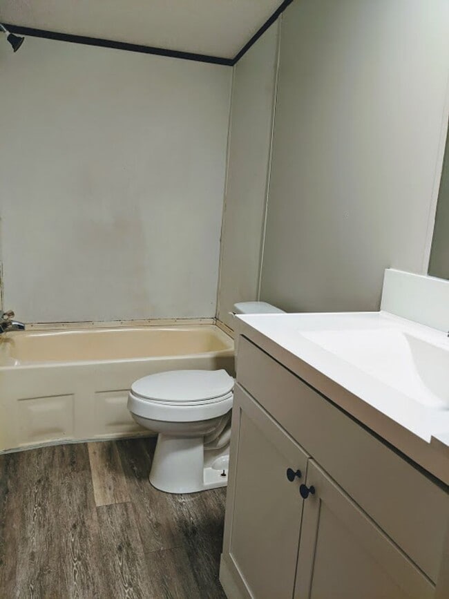 Building Photo - 3 Bedroom Mobile Home in Pelzer SC