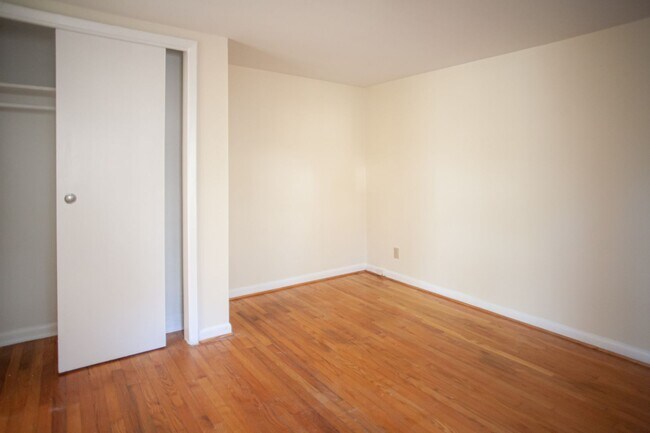 Building Photo - 507 Pine Bluff Trail