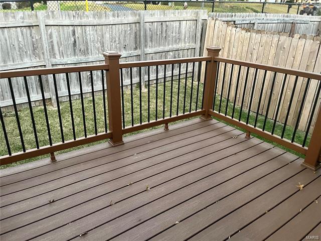 Building Photo - 2504 Tanglewood Dr