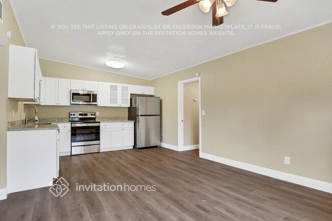 Building Photo - 142 Country Club Cir