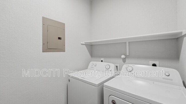 Building Photo - 1035 Cedar Grove Trail