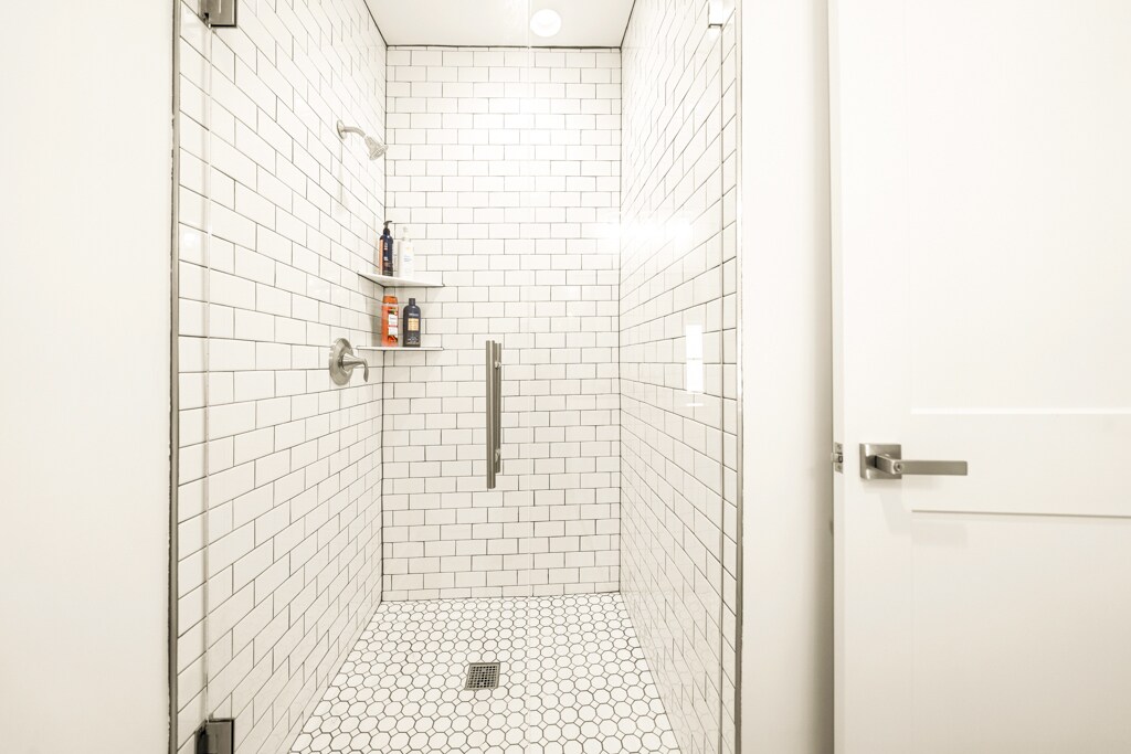 Building Photo - 4245 Troost Ave