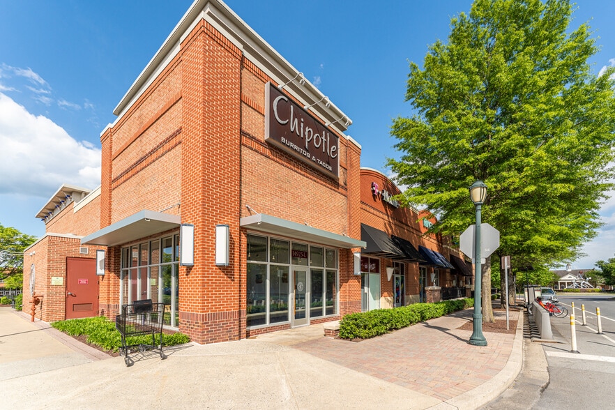 Chipotle 2 blocks away! - 502 Fallsgrove Dr