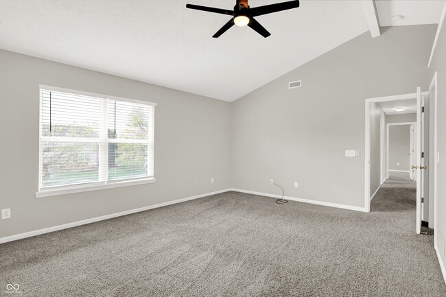 Building Photo - 5761 Cantigny Way S