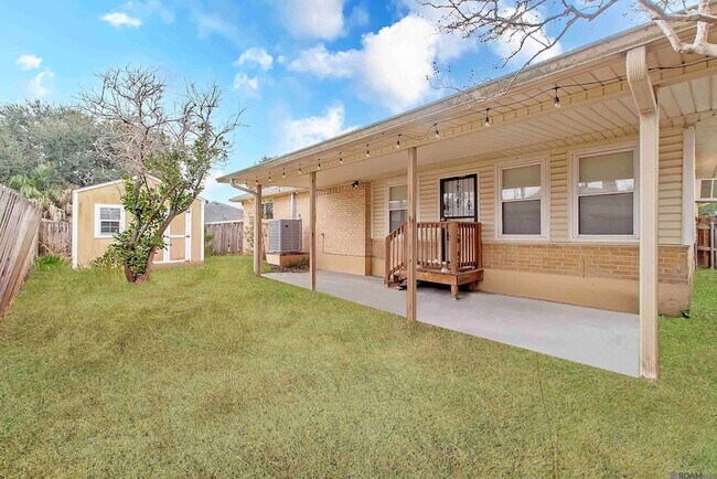 Building Photo - 2417 Tattersall Dr