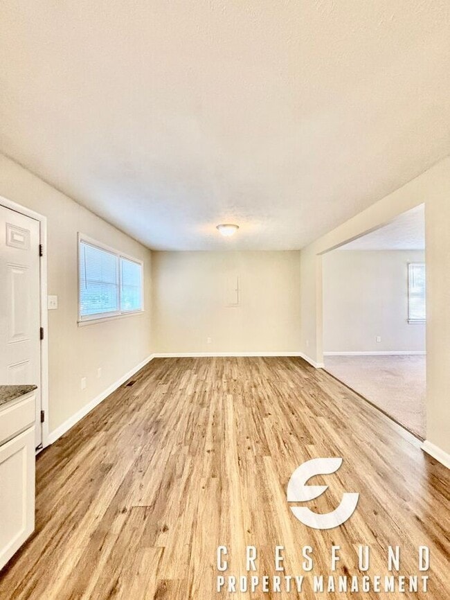 Building Photo - Commuter’s Dream! Gorgeous 3BR/2BA Home by...