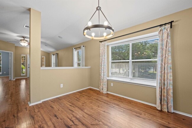 Building Photo - 3841 Castle Rock Cove