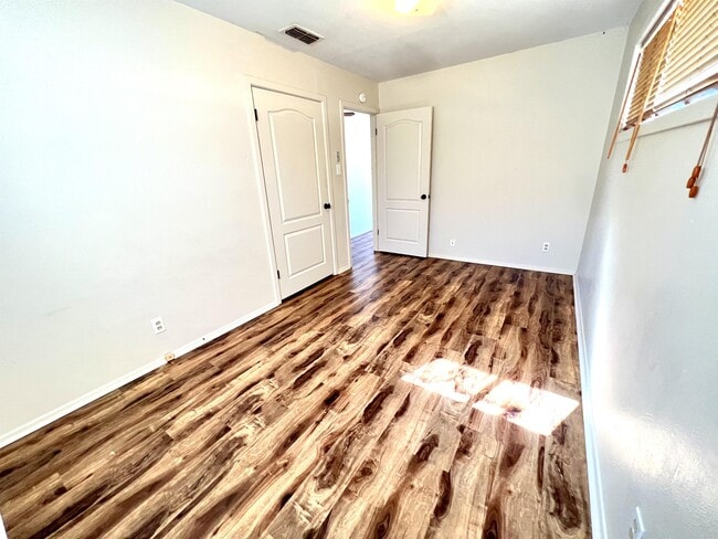 Building Photo - 2400 Buchanan St