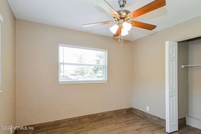 Building Photo - 4440 Naranja Dr S