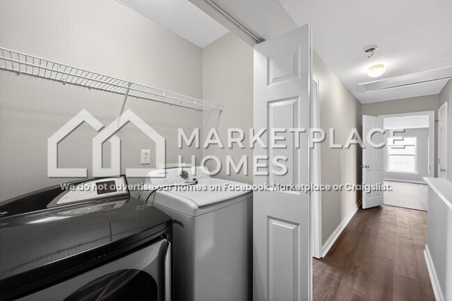 Building Photo - 3905 Harvest Crest Dr