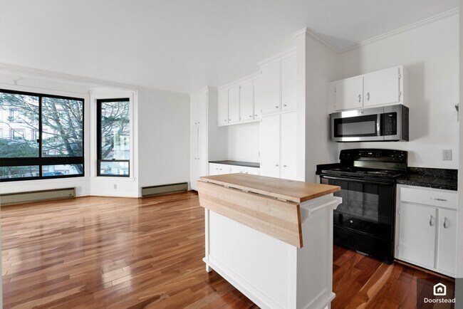 Primary Photo - 2420 Geary Blvd