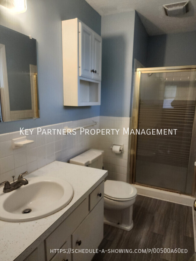 Building Photo - 10710 W 91st Terrace