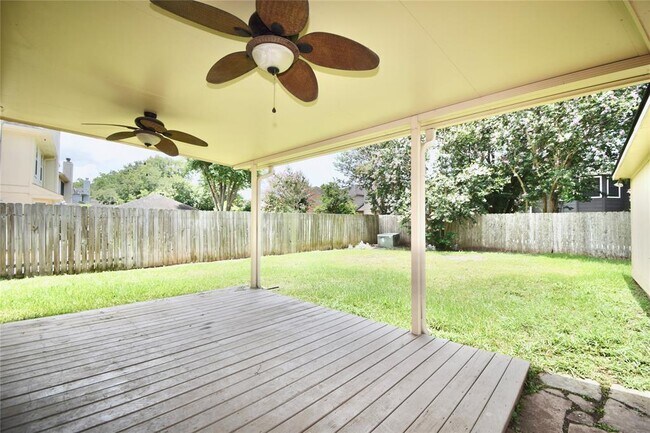 Building Photo - 6402 Laurel Bush Ln