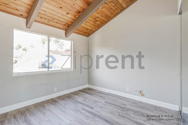 Building Photo - 1680 Laguna St