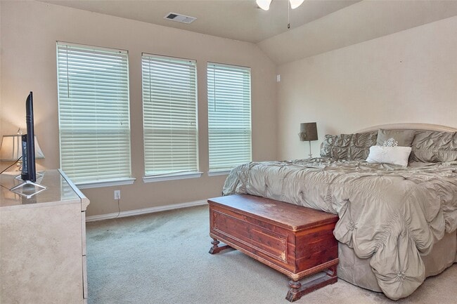 Building Photo - 26418 Green Heron Dr