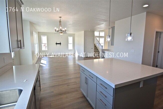 Building Photo - Incredible 4 Bed Saratoga Springs Home! No...