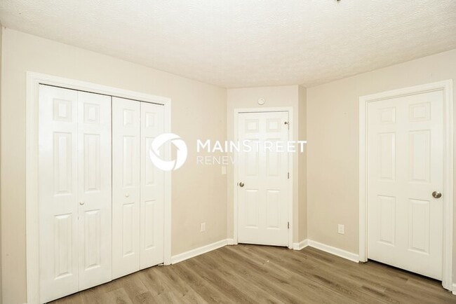 Building Photo - 3 Bedroom Pet-Friendly Home in Stone Mountain, GA with Main Street Renewal