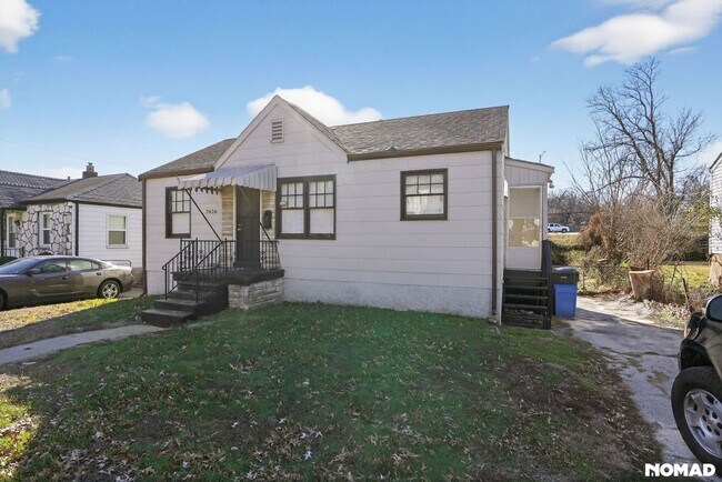 Building Photo - Charming 2BR House in Saint Louis