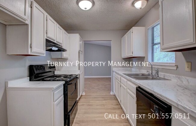 Building Photo - 3308 Holt St