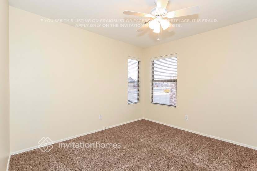 Building Photo - 15838 W Tara Ln