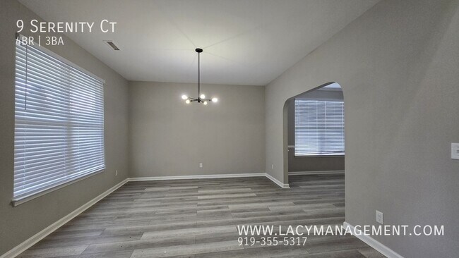 Building Photo - 9 Serenity Ct