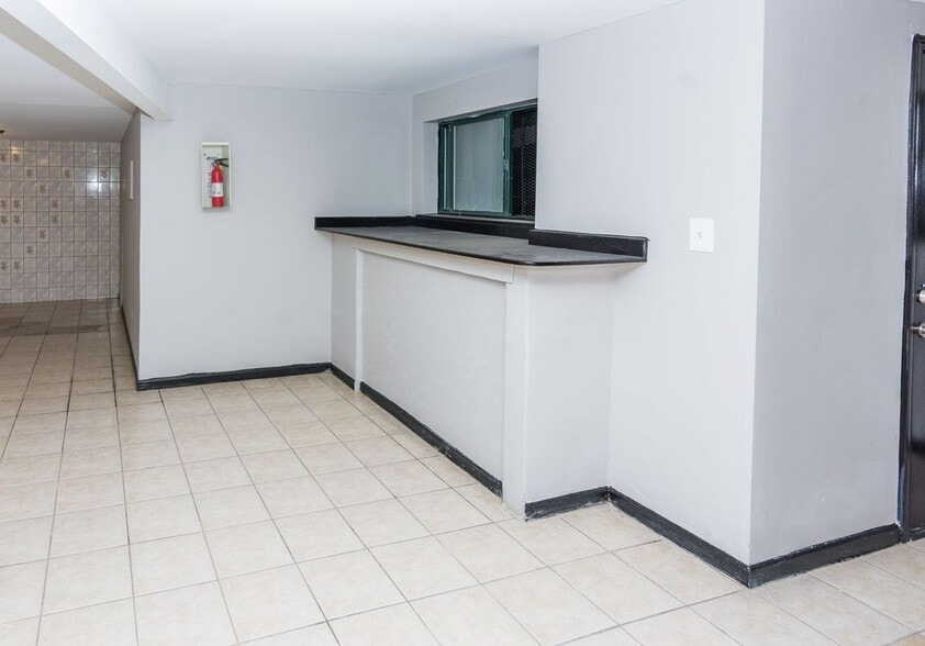 Building Photo - 6135 S Indiana Ave