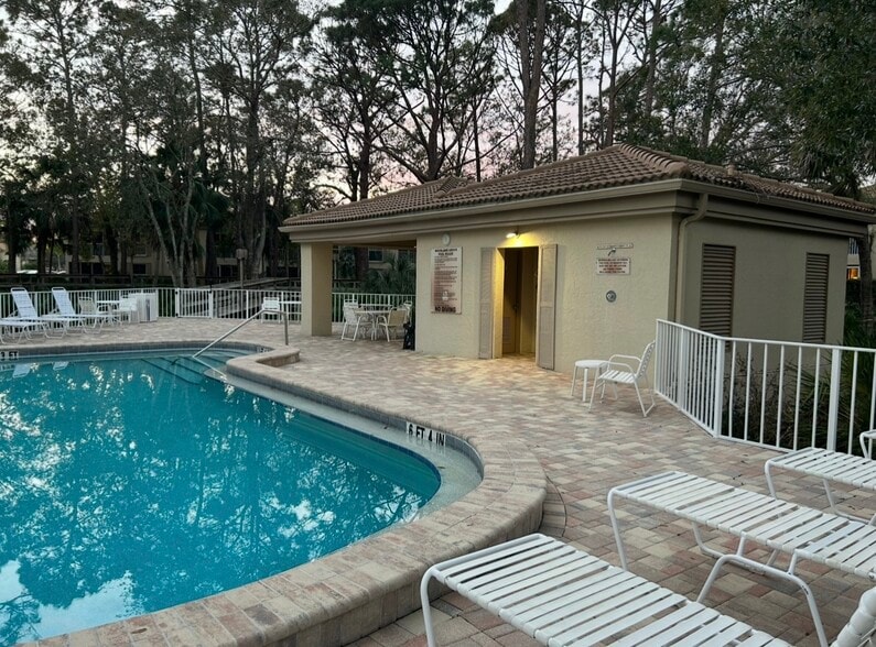 Building Photo - 4507 Longmeadow