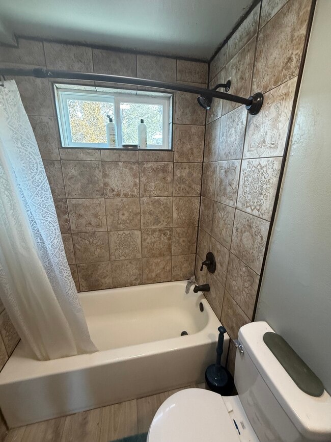 Building Photo - 6230 Pursia Rd