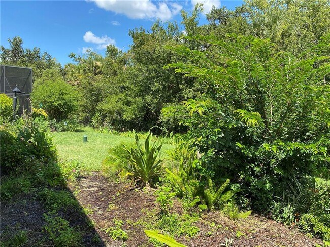 Building Photo - 753 Vineyard Way