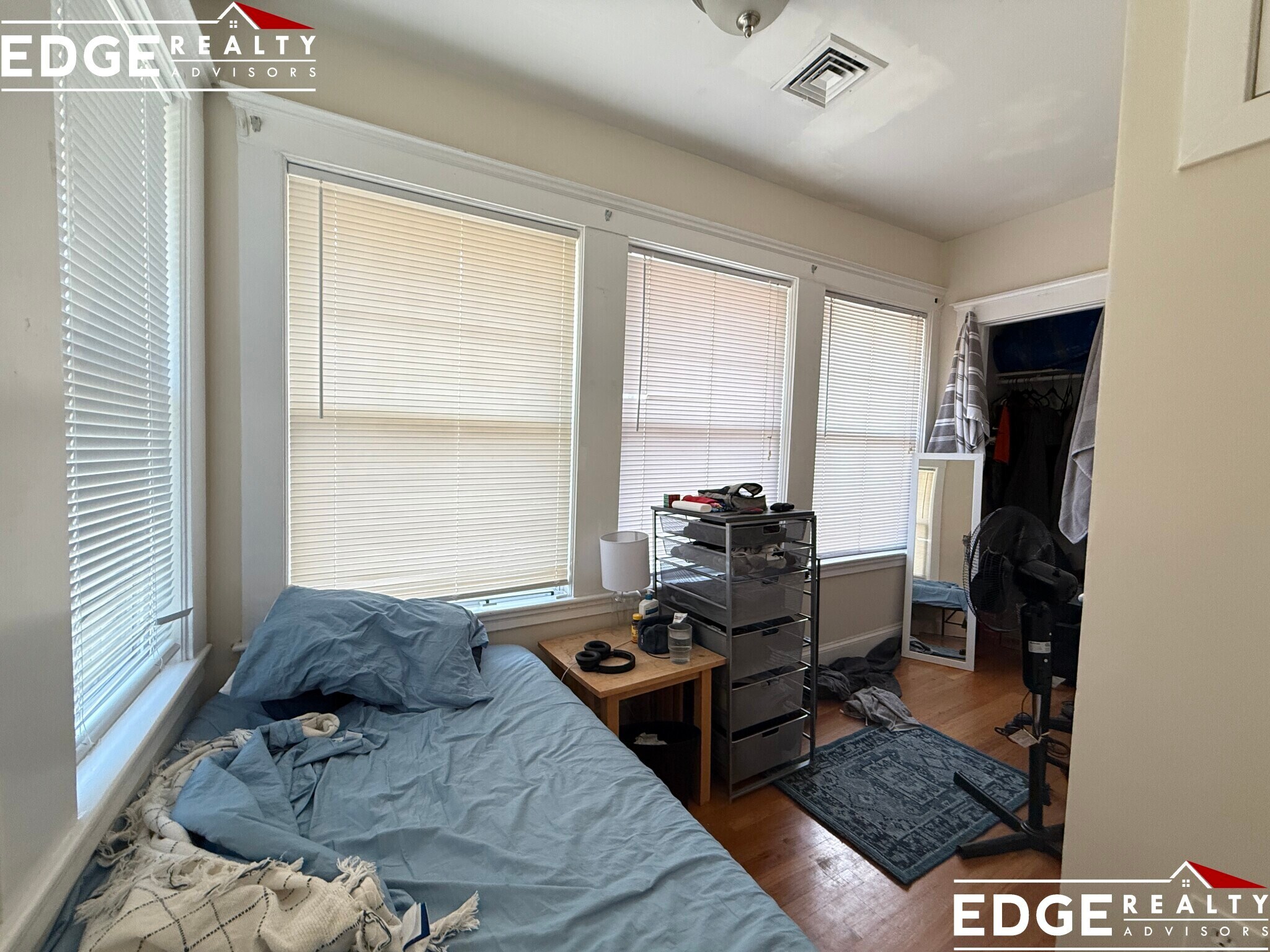 Building Photo - 37 Radnor Rd