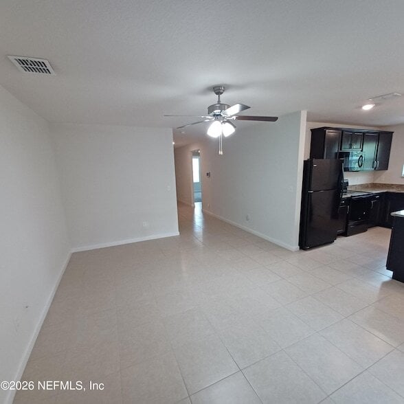 Building Photo - 8684 Lake George Cir W