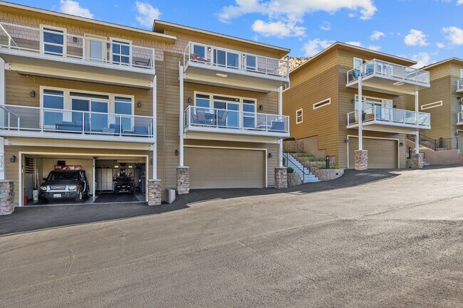 Building Photo - 9287 Riverview Way NW