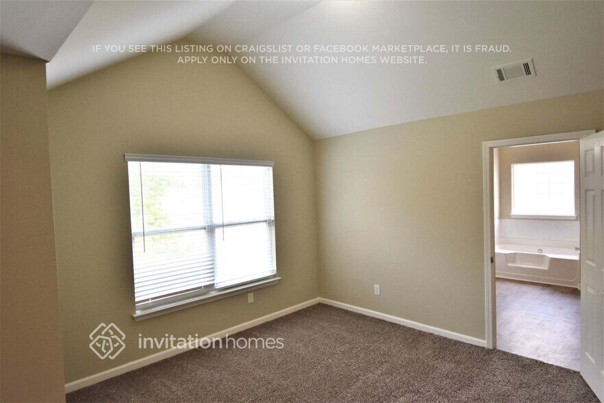 Building Photo - 2535 Wrangler Dr